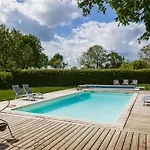 Logis La Tour - La Tour *