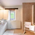 Logis La Tour - La Tour Semesterbostad *