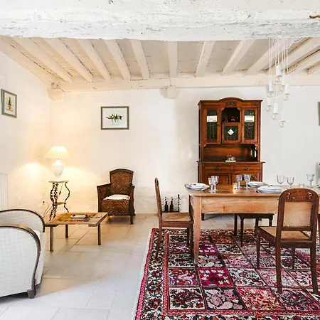 Logis La Tour - La Tour بيت للعطل Saint-Laurent-de-la-Salle