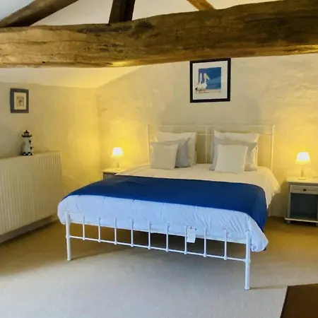 Logis La Tour - La Tour *