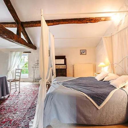 Logis La Tour - La Tour 別荘 Saint-Laurent-de-la-Salle