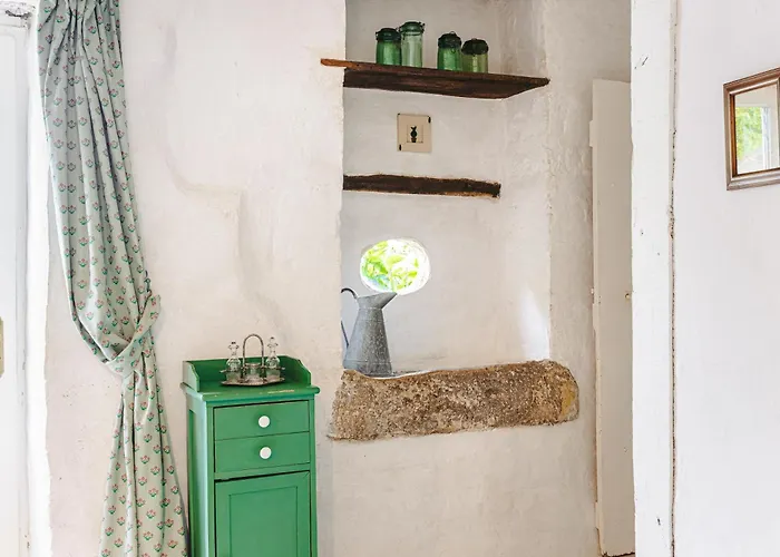 Prázdninový dům Logis La Tour - La Tour Saint-Laurent-de-la-Salle