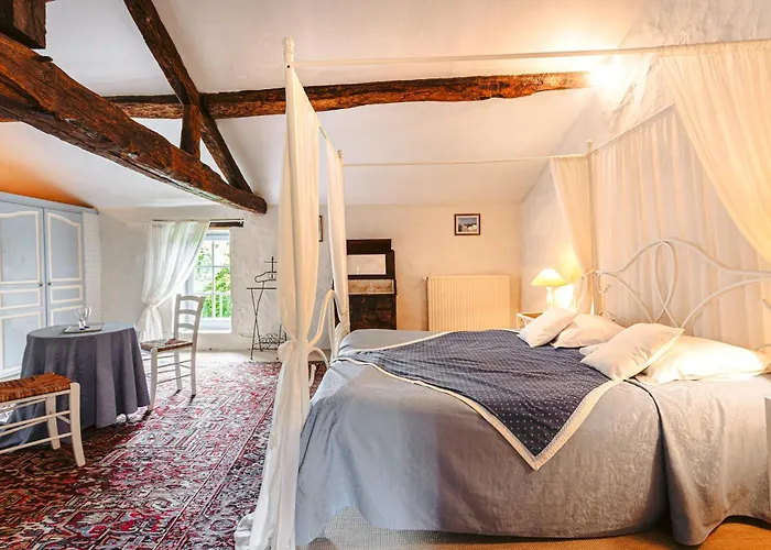 Logis La Tour - La Tour *